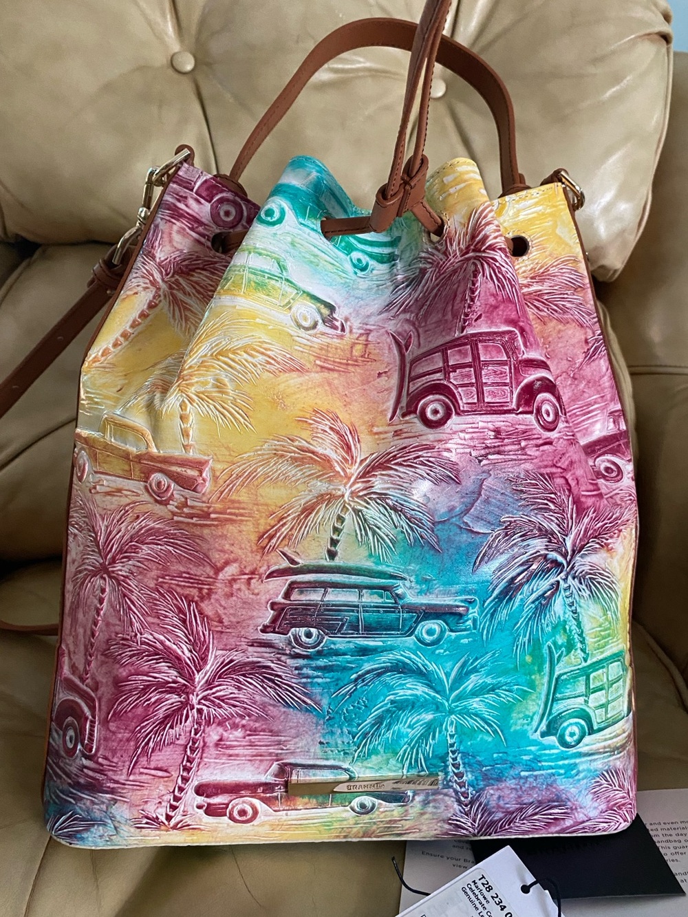 LKNW Brahmin Copa Cabana Drawstring Bucket Bag Leather Cars Palm Trees Marlowe - Picture 2 of 15